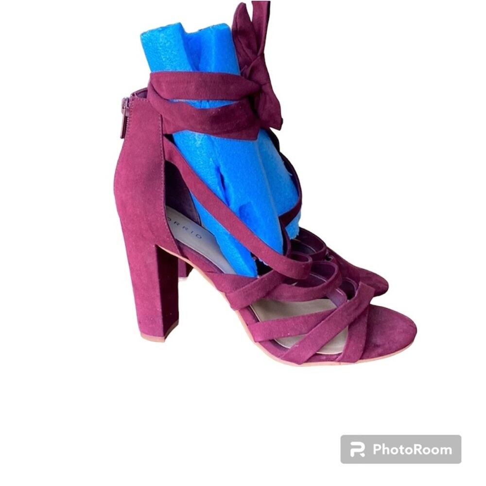 Torrid maroon strappy heels faux suede chunky heel holiday wedding  size 10.5W